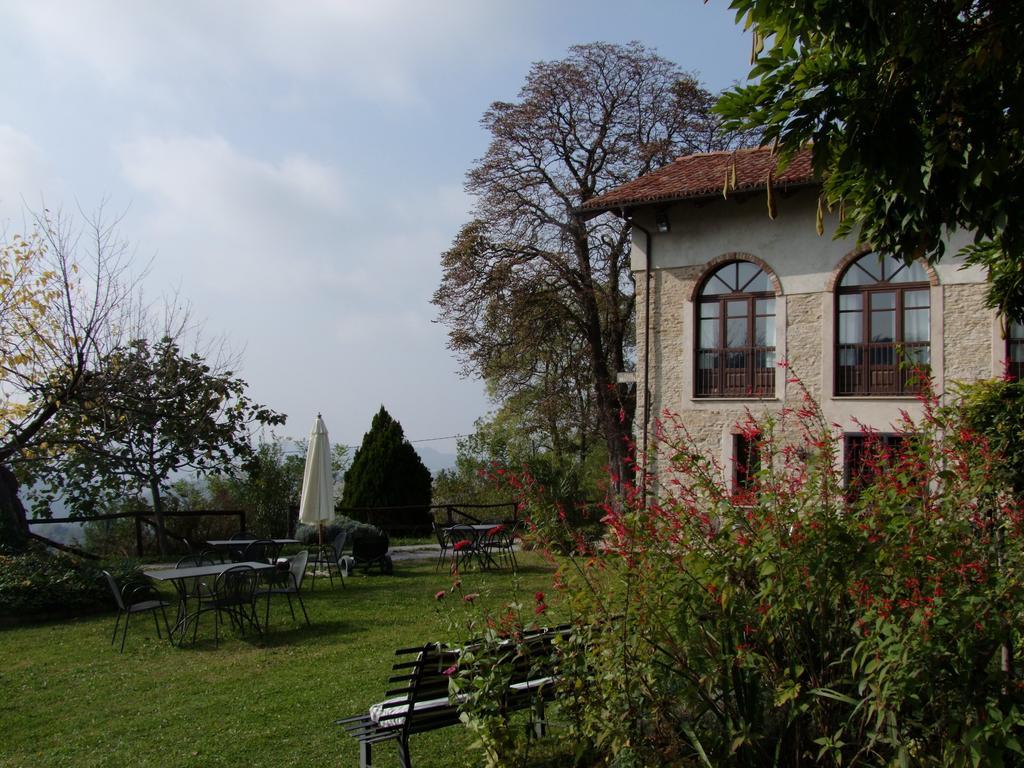 Casa Branzele Acomodação com café da manhã Trezzo Tinella Exterior foto