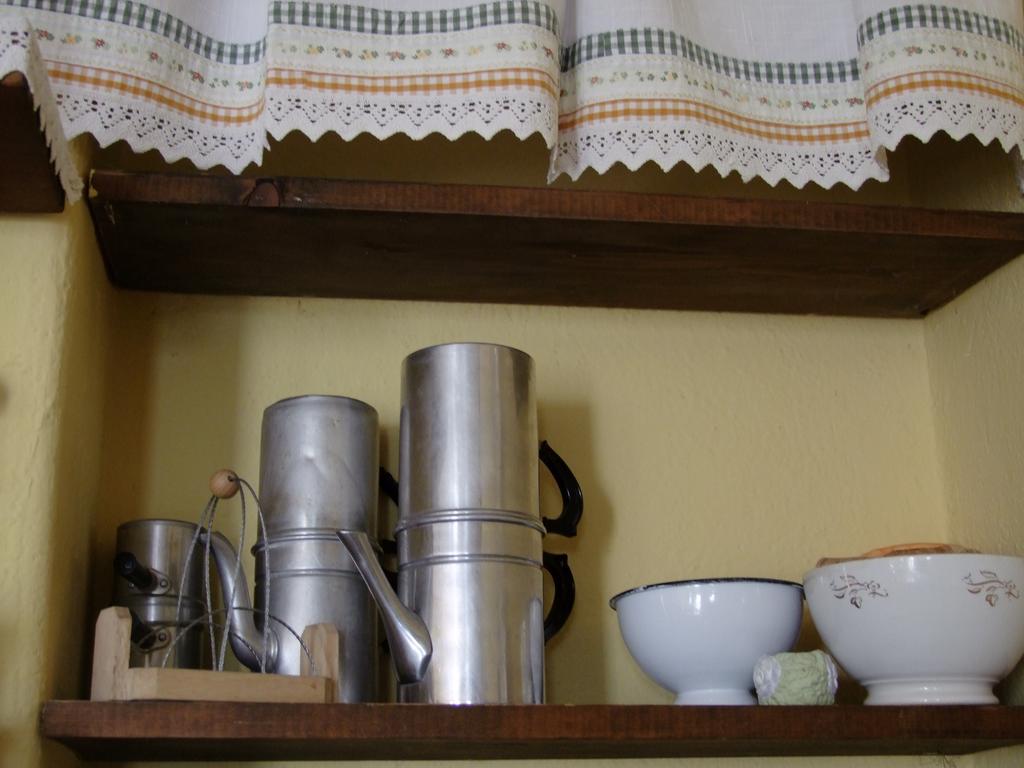 Casa Branzele Acomodação com café da manhã Trezzo Tinella Exterior foto