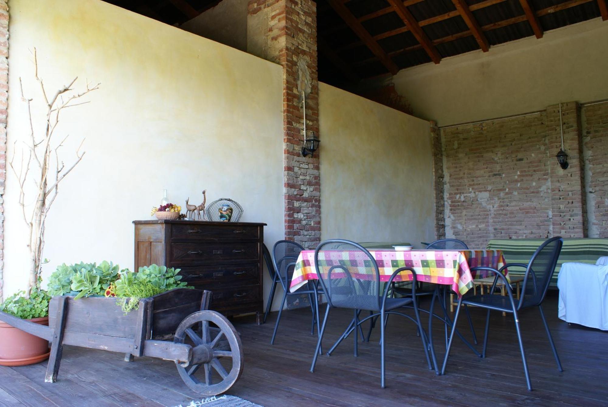 Casa Branzele Acomodação com café da manhã Trezzo Tinella Exterior foto